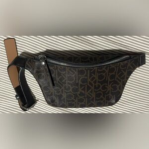 Calvin Klein Fannie Pack
